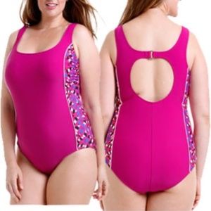 Catalina Sporty H-Back Side Insets One Piece Swimsuit Sz 2X (18W-20W) Pink
